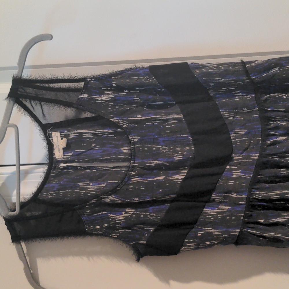 Elegant short Dress